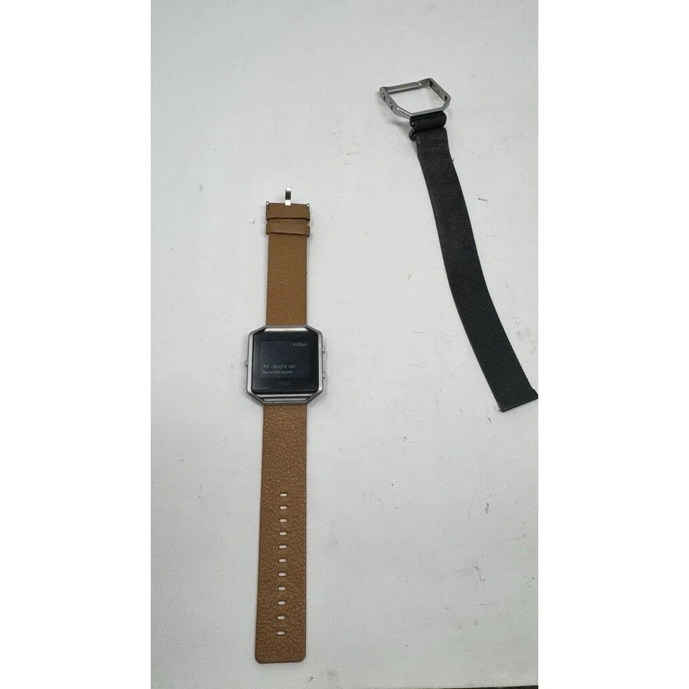 Fitbit Blaze FB502 Fitness Activity Tracker W/2 Bands